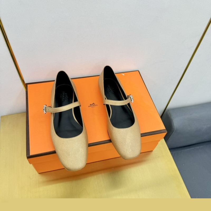 H**mes flat shoes